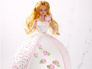 芭比娃娃裱花装饰蛋糕
